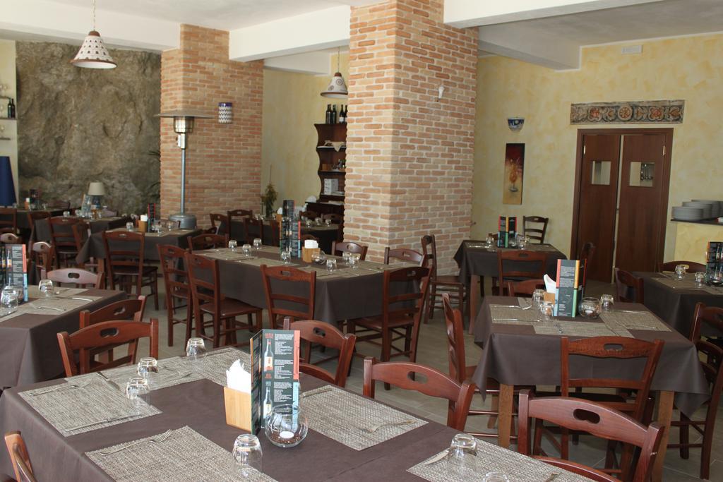 مونريالي Locanda Del Drago المظهر الخارجي الصورة